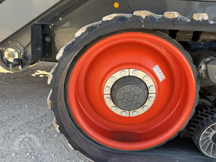 2022-claas-lexion-7500-image-73