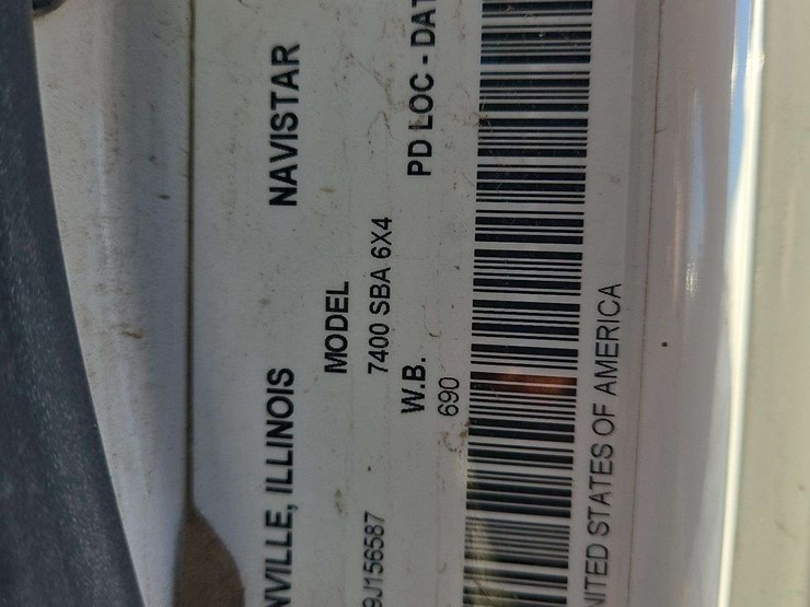 2009-international-workstar-7400-image-8