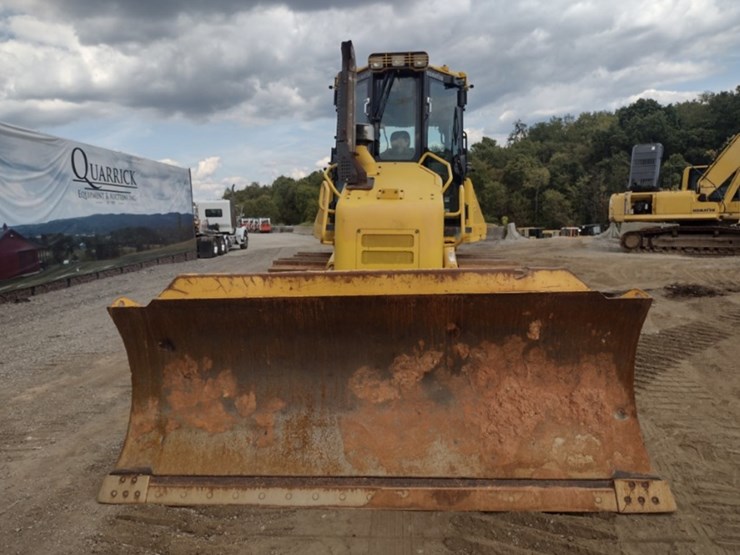 komatsu-d61ex-23-image-2