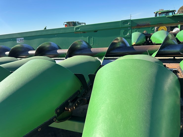 john-deere-616c-image-38