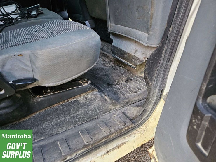 2012-ford-f350-image-31