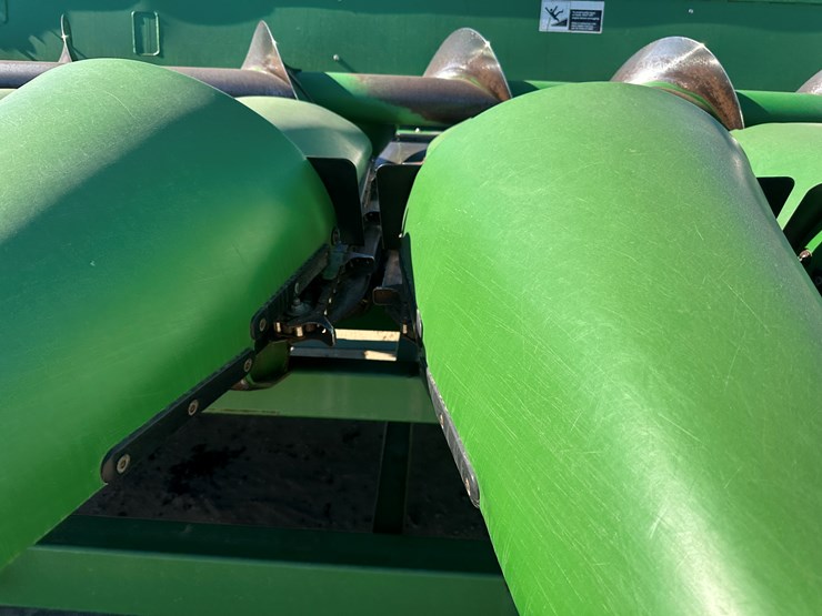 john-deere-616c-image-32