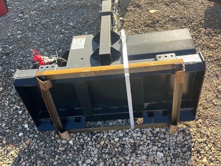 raytree-skid-steer-trencher-attachment-image-4