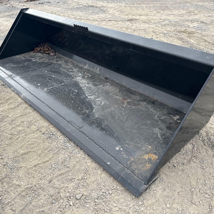 Unused 84" Bucket Attachment