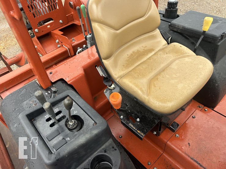 2005-ditch-witch-rt55-image-7