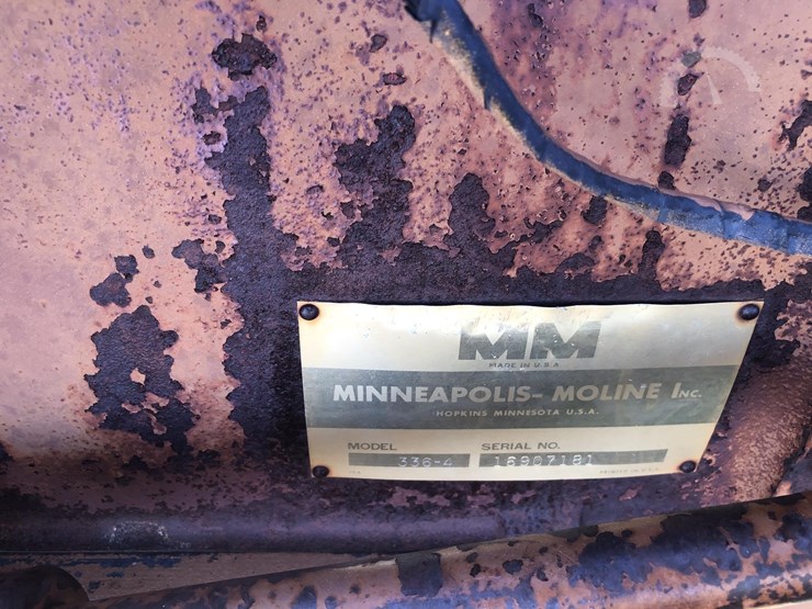 minneapolis-moline-m602-image-13