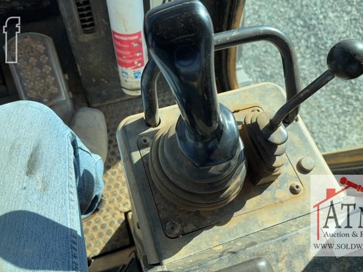 2000-caterpillar-953c-image-35