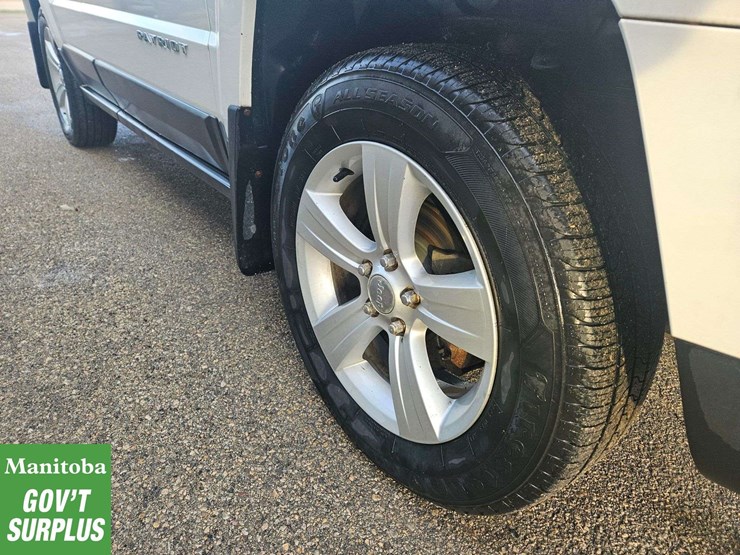 2014-jeep-patriot-image-15