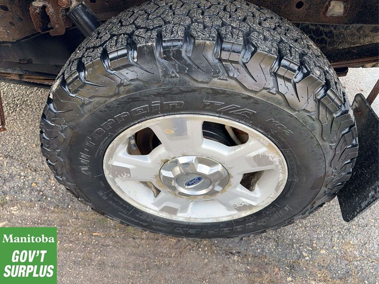 2012-ford-f150-xlt-image-15