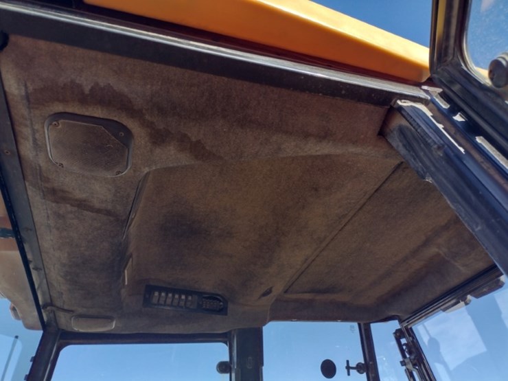 99-caterpillar-426c-image-15