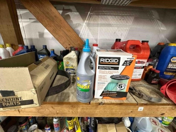 contents-of-shelf--oils,-filters,-funnels,-fluids-image-3