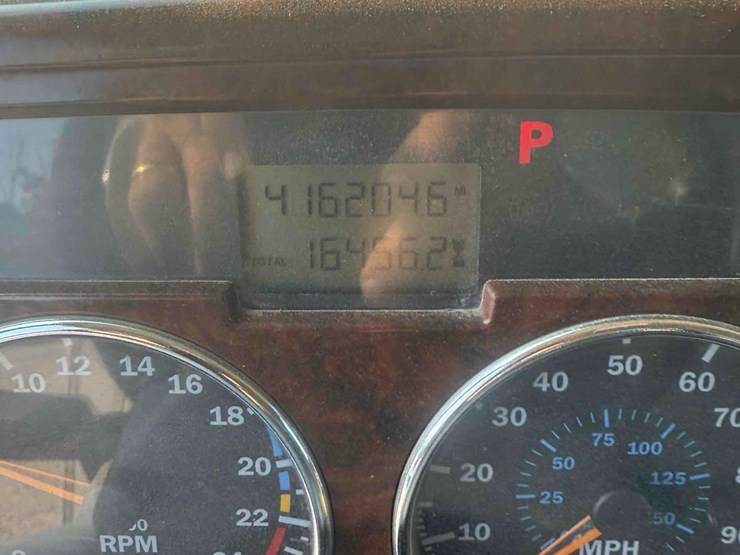 2005-mack-granite-ch713-tri-axle-dump-image-13