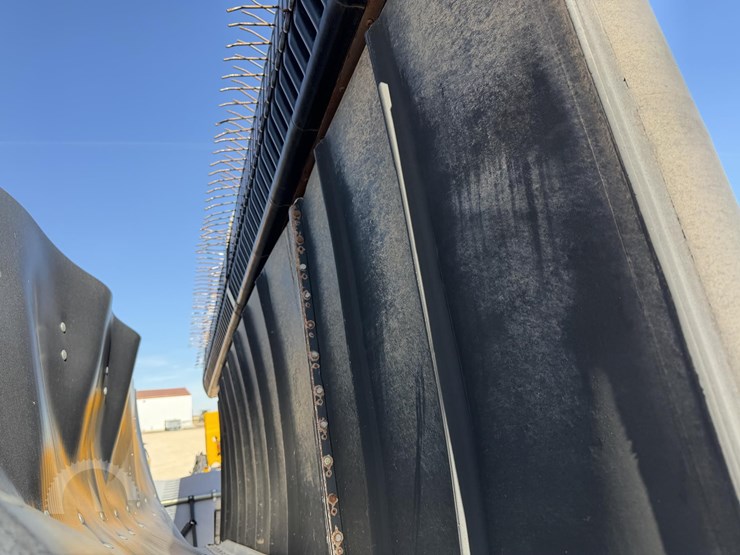 2017-oxbo-334-image-32