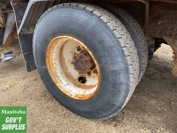 2009-international-workstar-7600-image-20