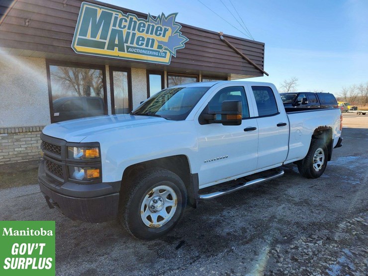 2015-chevrolet-silverado-1500-image-1