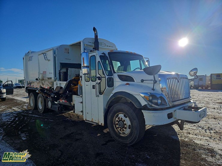 2009-international-workstar-7400-image-2