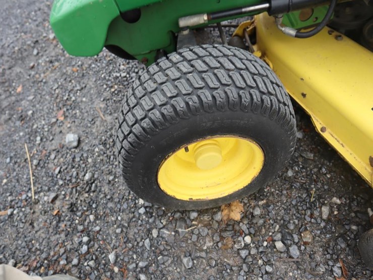 john-deere-345-image-12