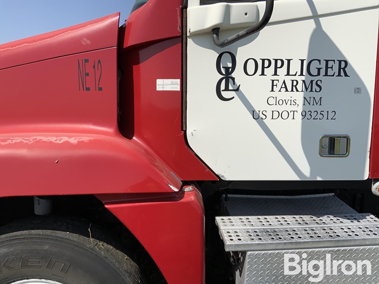 2007-freightliner-cst120-century-class-s/t-t/a-day-cab-truck-tractor-image-9