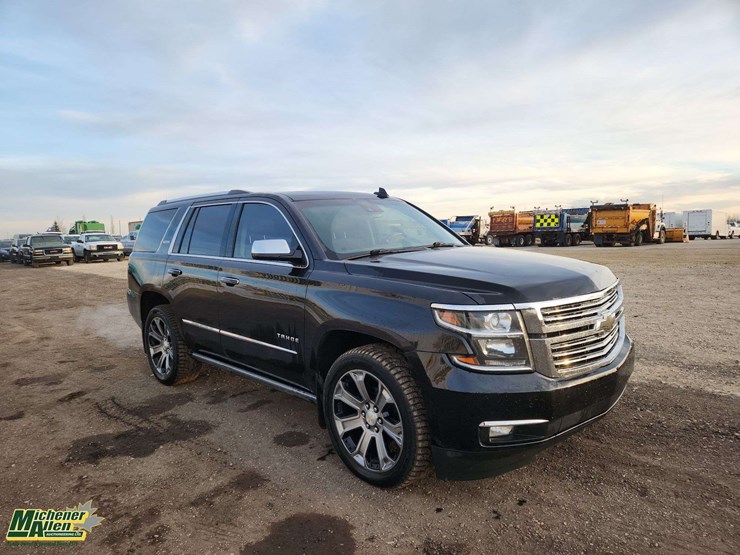 2018-chevrolet-tahoe-ltz-image-4