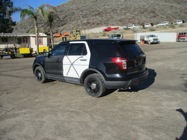 2014-ford-explorer-image-4