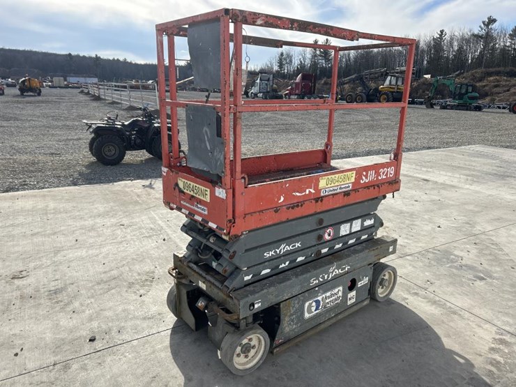 2016-skyjack-sjiii3219-image-3