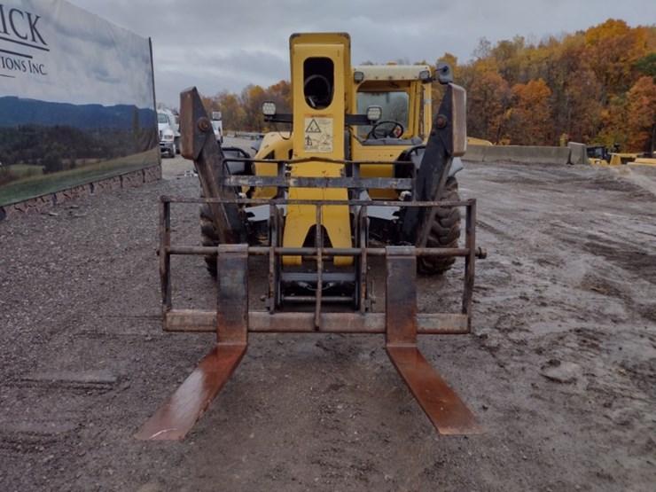 2007-caterpillar-tl943-image-2