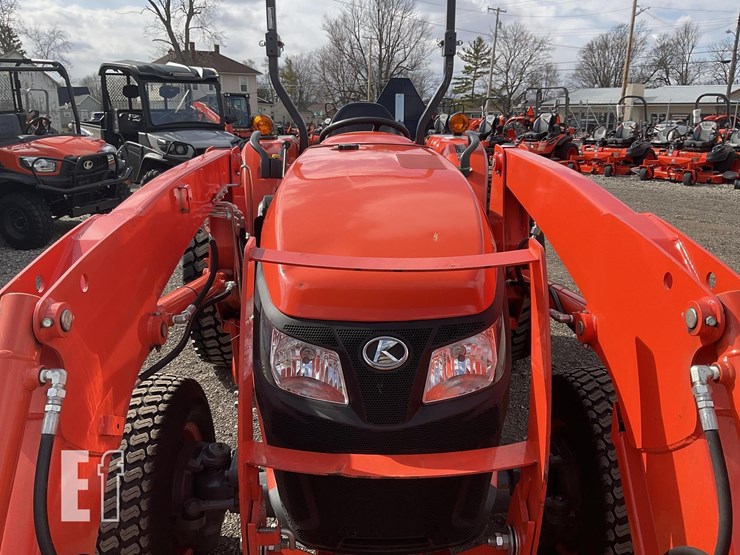 2020-kubota-mx5400-image-11