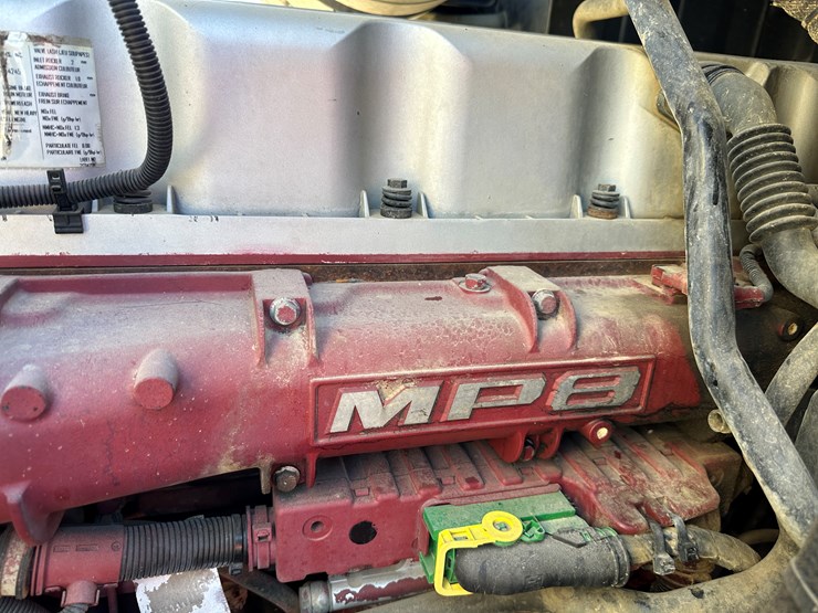 #33704-•-2011-mack-cxu-t/a-sleeper-truck-tractor-1m1aw09y8bm013165-image-51