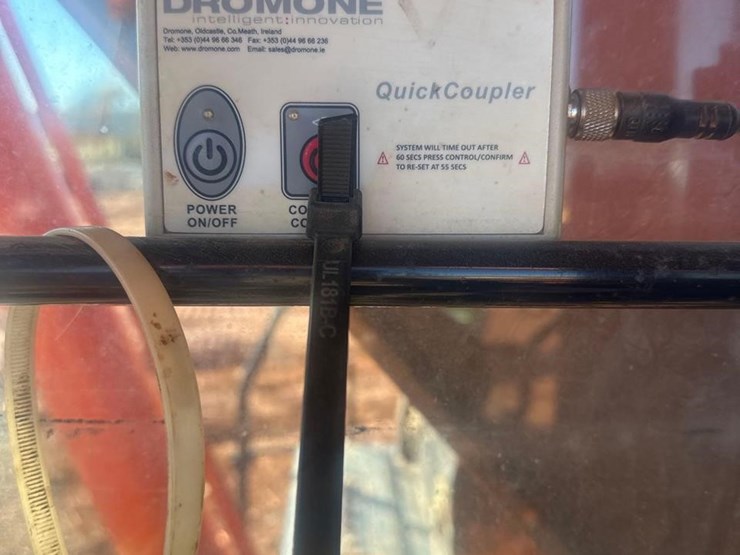 2016-hitachi-zx250-lc-image-23