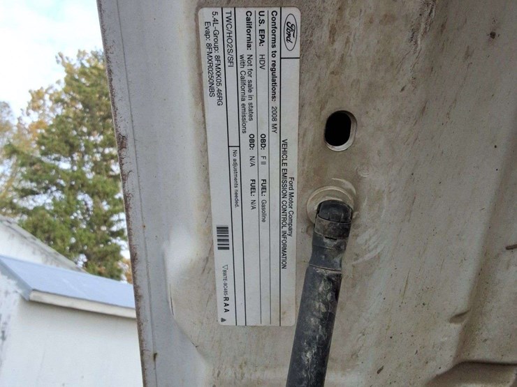 2008-ford-f250-xl-image-11