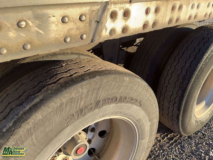 2011-strick-trailer-image-5