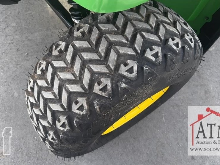 john-deere-gator-image-8