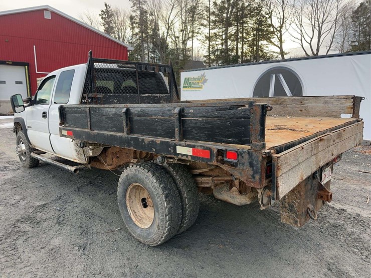 2006-chevrolet-3500-image-5