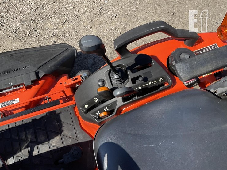 2022-kubota-bx2380-image-19