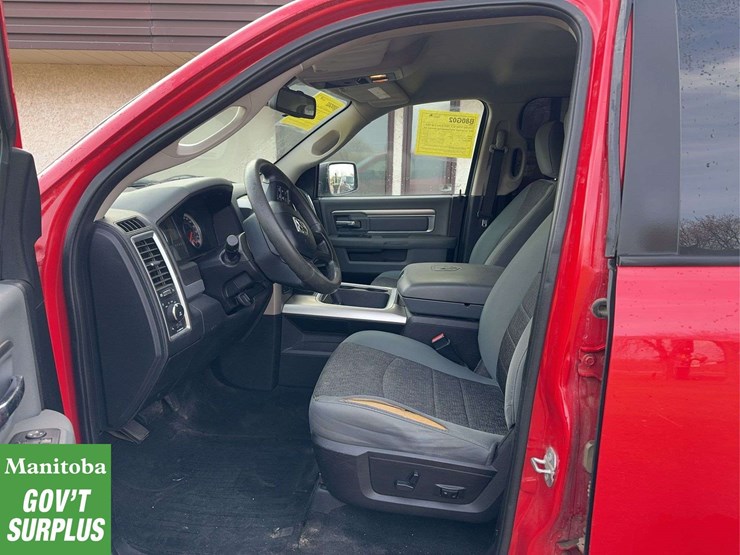 2016-dodge-1500-image-10