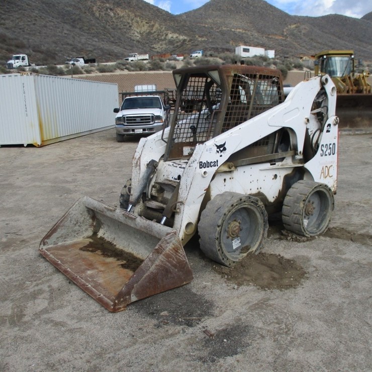 2005 BOBCAT S250