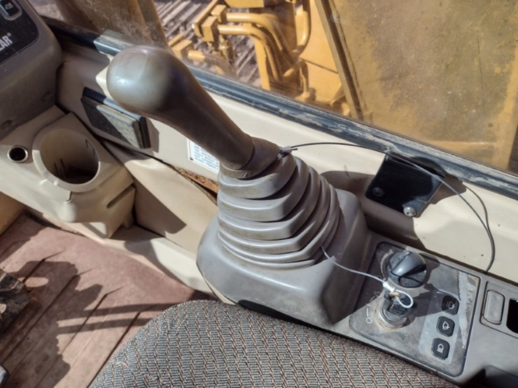 97-caterpillar-312b-image-9