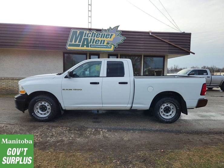 2012-dodge-1500-image-2