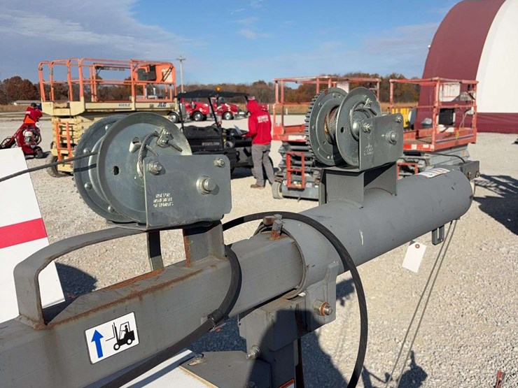 2012-magnum-mlt3060-image-14