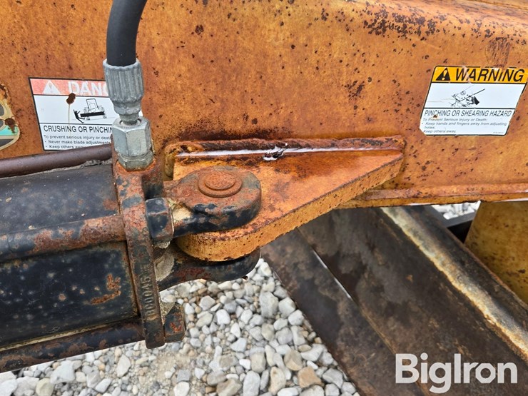 land-pride-3-point-blade-image-15