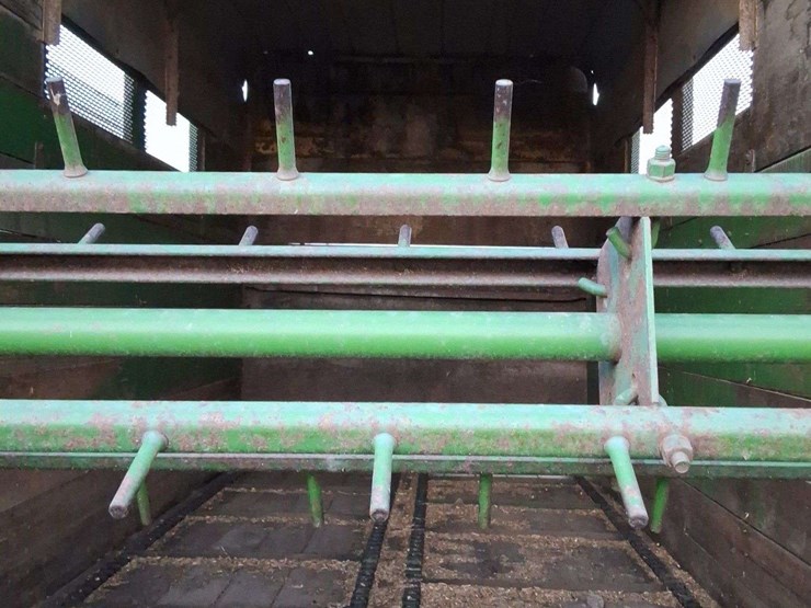 john-deere-silage-wagon,-14ft-bed,-image-3