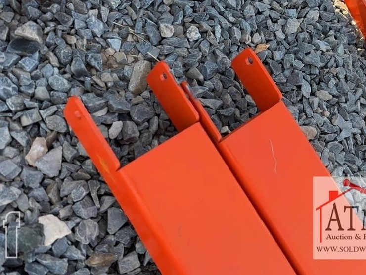 new-wig-fork-extensions-image-3