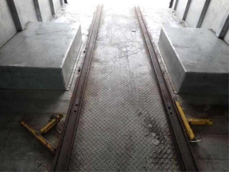 2008-freightliner-mt55-image-37