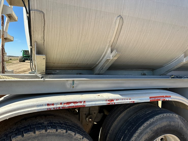 1986-fruehauf-tanker-image-47