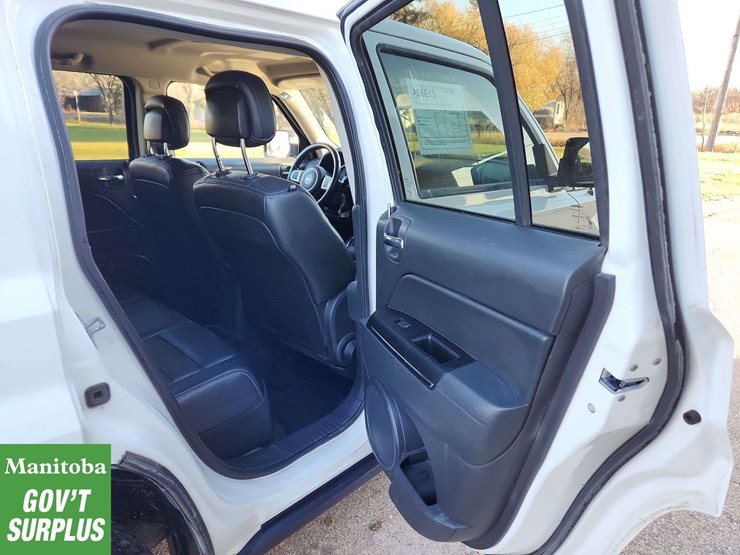 2014-jeep-patriot-image-13