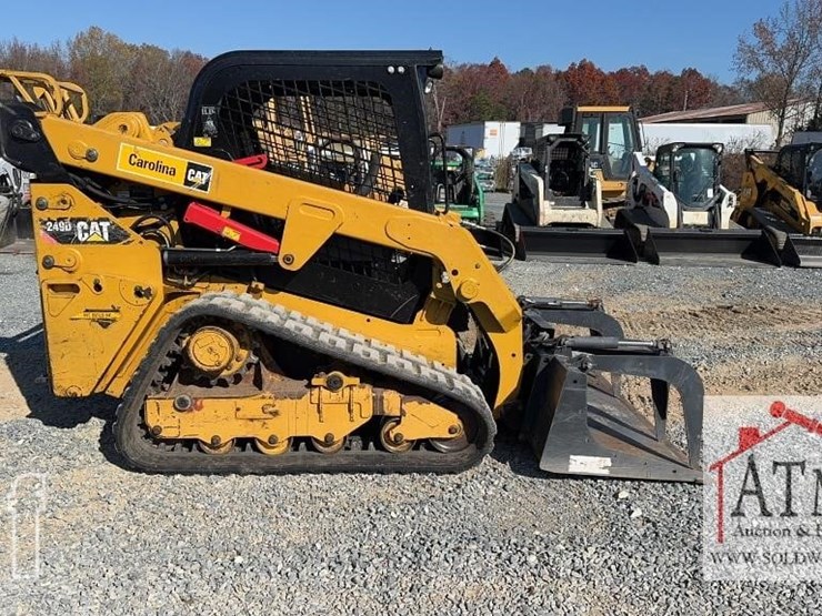 caterpillar-249d-image-2