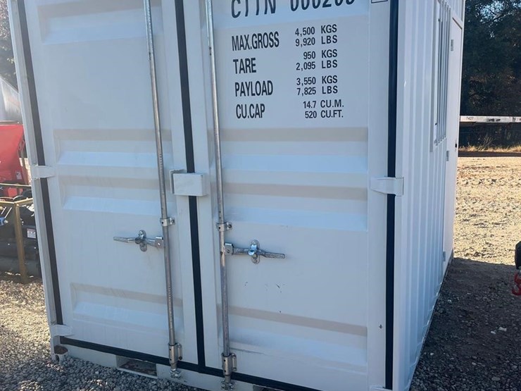 future-7.5-ft-container-image-1