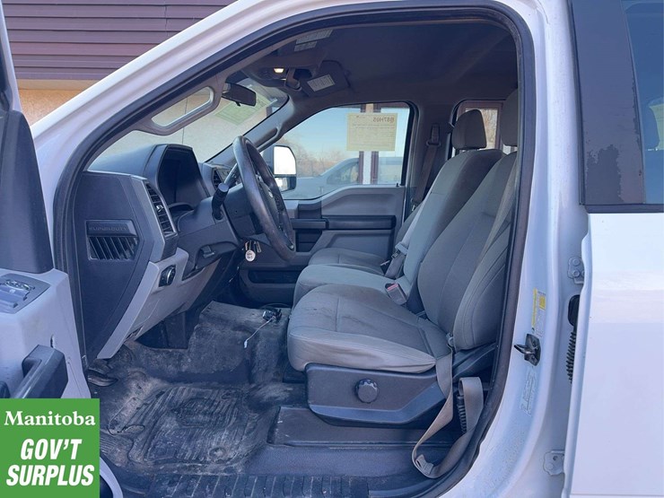 2017-ford-f250-image-16