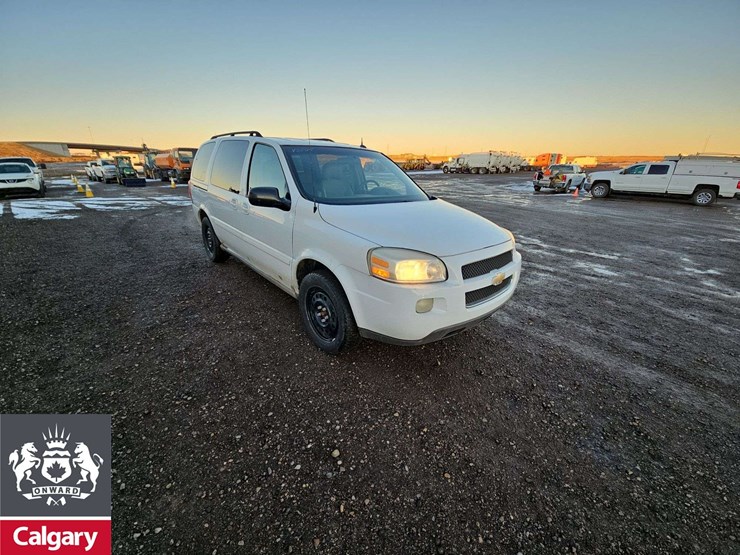 2005-chevrolet-uplander-image-2