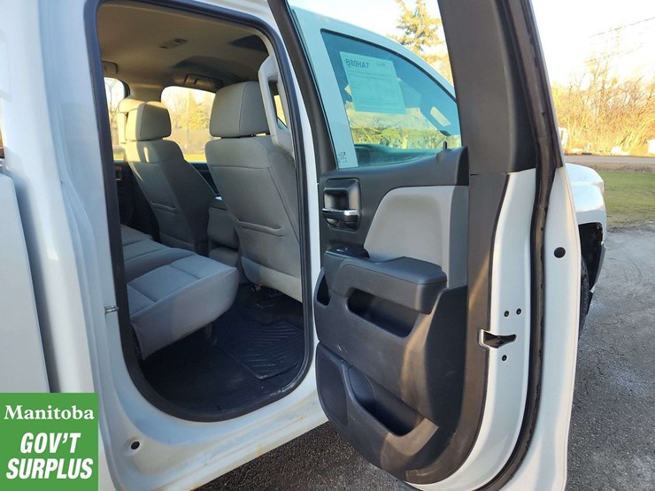 2017-chevrolet-silverado-1500-image-15